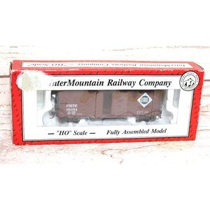 Intermountain Railway Company HO Scale Collectible Model Train